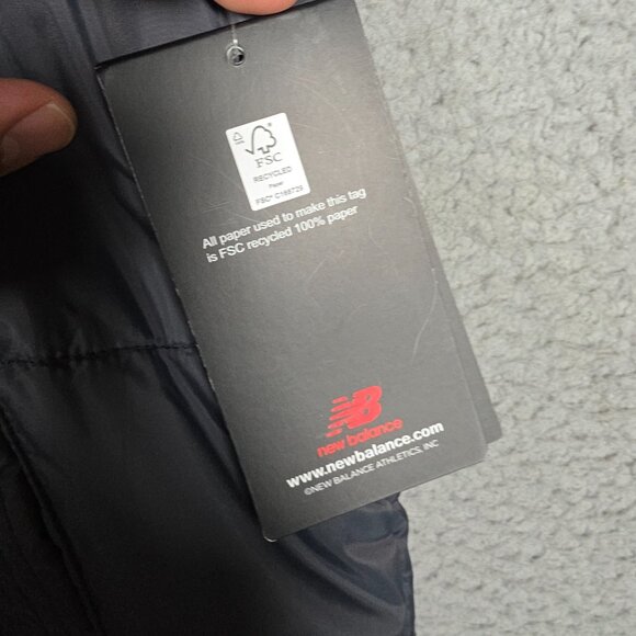 New Balance Puffer Tech Vest Mens Size Medium Black Quilted Comfort Fit Full Zip - Picture 9 of 14